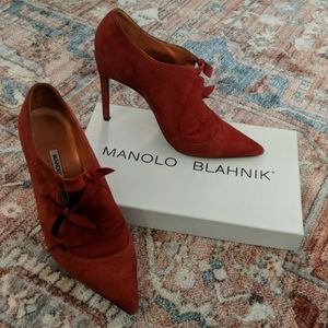 Manolo Blahnik "Drama" ankle booties